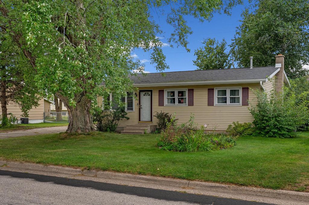 1510 Viking AVENUE, Holmen, WI 54636