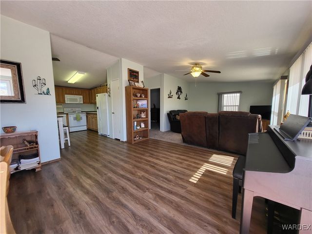 30066 Haystack Drive, Meadview, AZ 86444