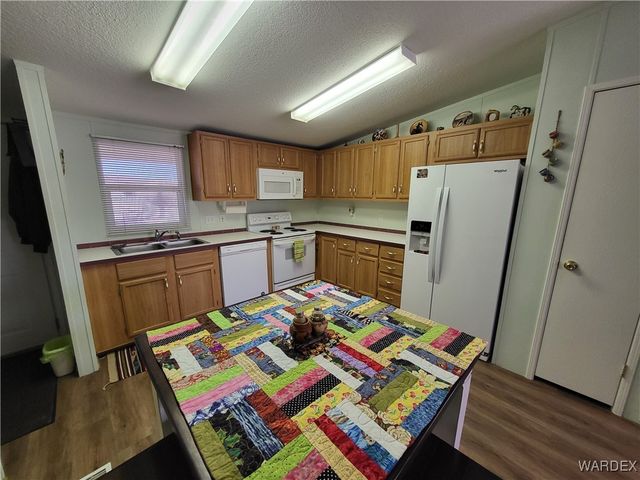 30066 Haystack Drive, Meadview, AZ 86444