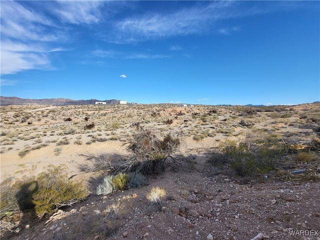 30066 Haystack Drive, Meadview, AZ 86444