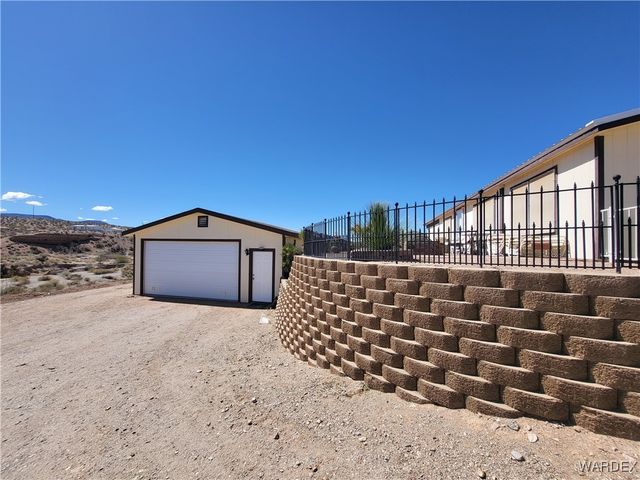 30066 Haystack Drive, Meadview, AZ 86444