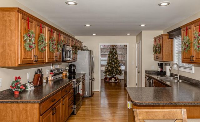 108 Cedar Stream Drive, Paris, KY 40361