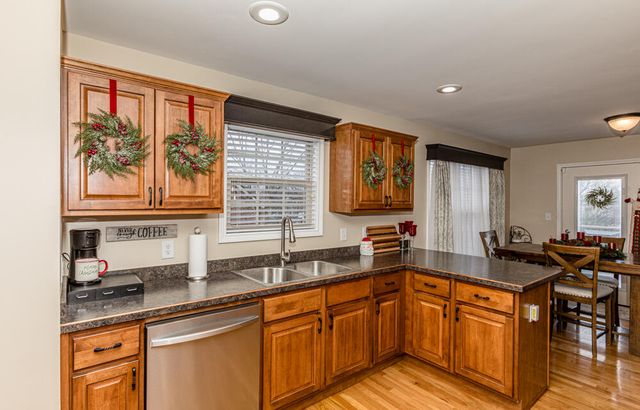 108 Cedar Stream Drive, Paris, KY 40361