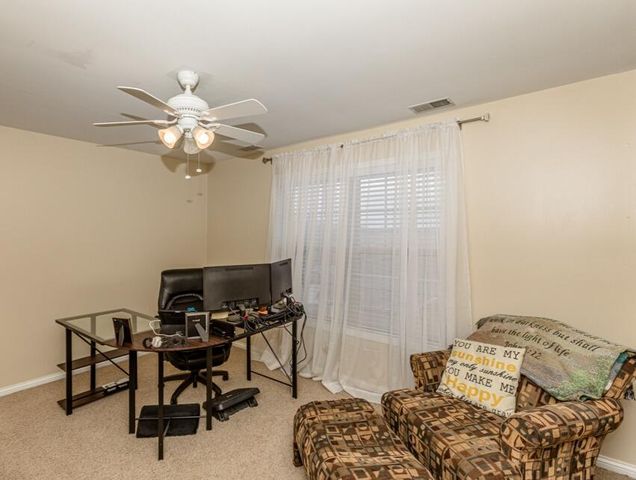 108 Cedar Stream Drive, Paris, KY 40361