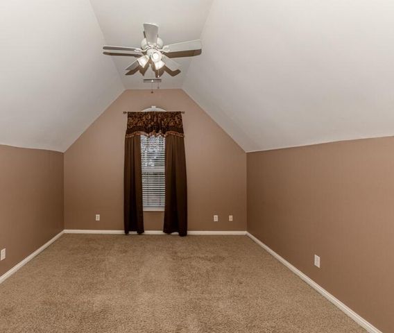 108 Cedar Stream Drive, Paris, KY 40361