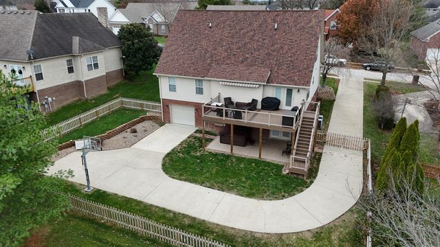 108 Cedar Stream Drive, Paris, KY 40361