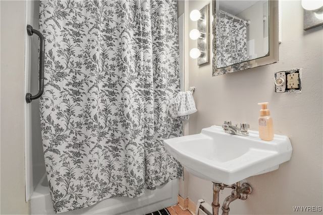 57 East Main Street, Pembroke, NY 14036