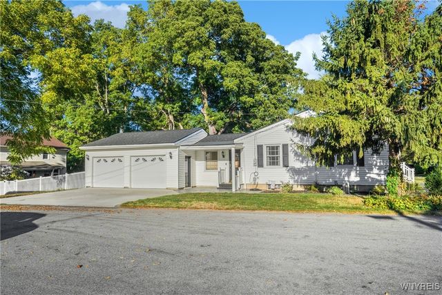 57 East Main Street, Pembroke, NY 14036