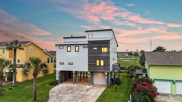 13957 Grambo Boulevard, Galveston, TX 77554