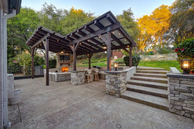 4911 Lexington Cir, Loomis, CA 95650