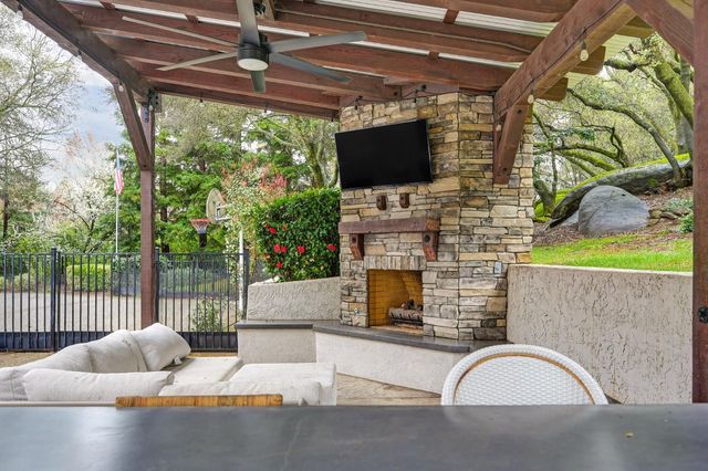 4911 Lexington Cir, Loomis, CA 95650