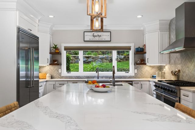 4911 Lexington Cir, Loomis, CA 95650