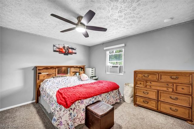 3246 Woodington Avenue SW, Canton, OH 44706