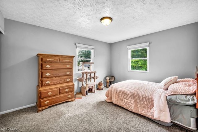 3246 Woodington Avenue SW, Canton, OH 44706