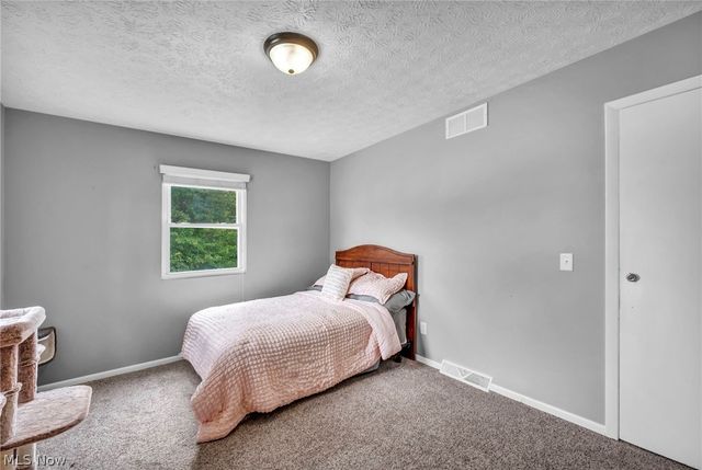 3246 Woodington Avenue SW, Canton, OH 44706