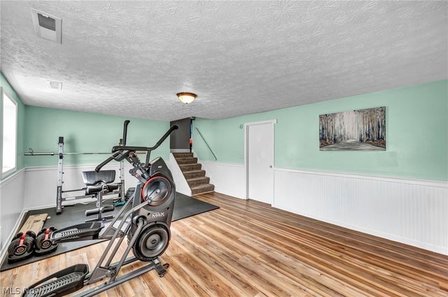 3246 Woodington Avenue SW, Canton, OH 44706