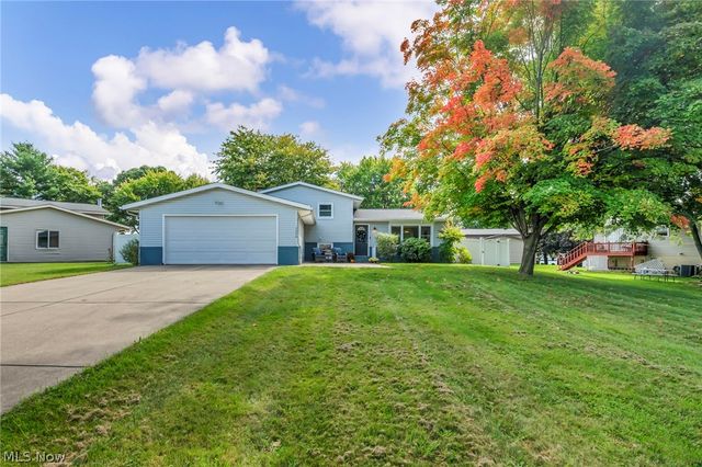 3246 Woodington Avenue SW, Canton, OH 44706