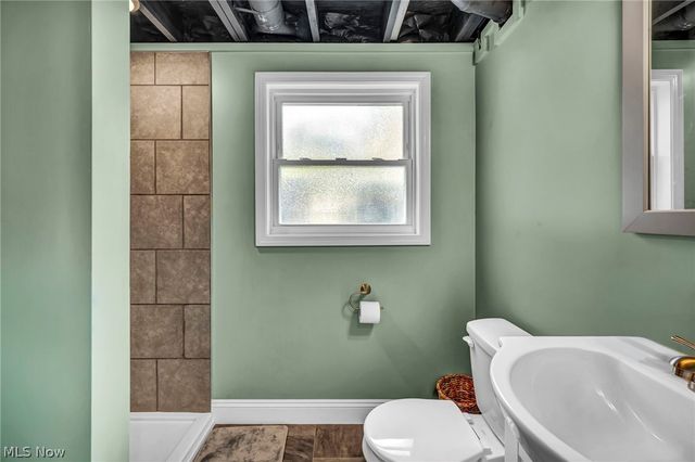 3246 Woodington Avenue SW, Canton, OH 44706