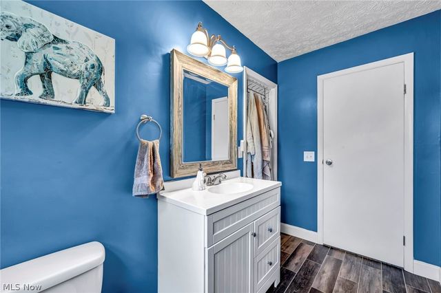 3246 Woodington Avenue SW, Canton, OH 44706
