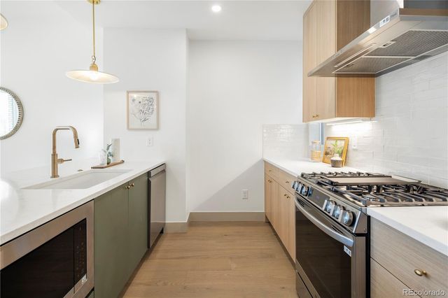 1230 N ZENOBIA Street 5, Denver, CO 80204