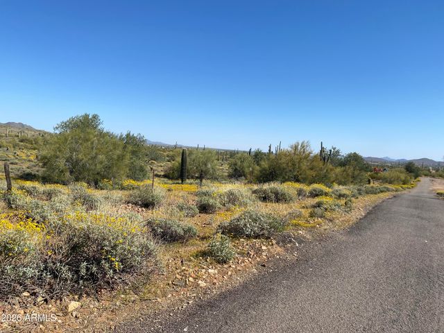 40024 N 12TH Street -, New River, AZ 85087