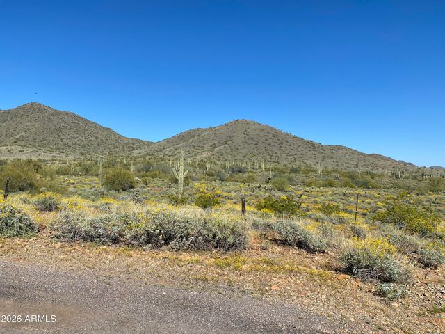 40024 N 12TH Street -, New River, AZ 85087