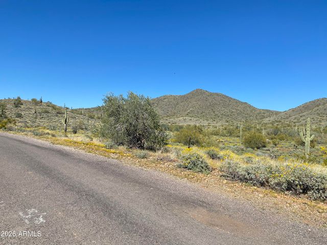 40024 N 12TH Street -, New River, AZ 85087