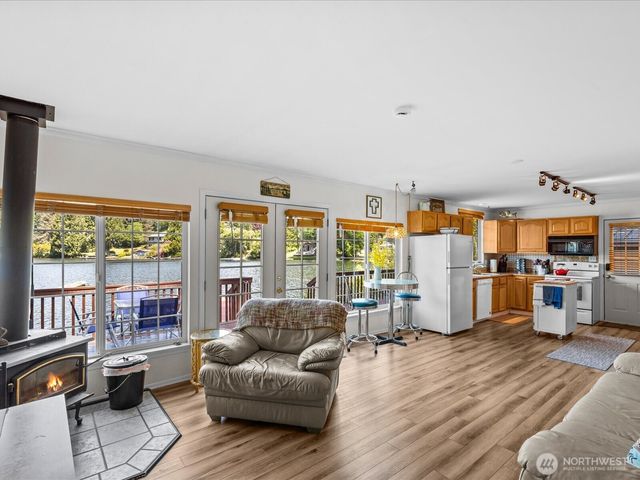 6819 Olive Avenue, Stanwood, WA 98292