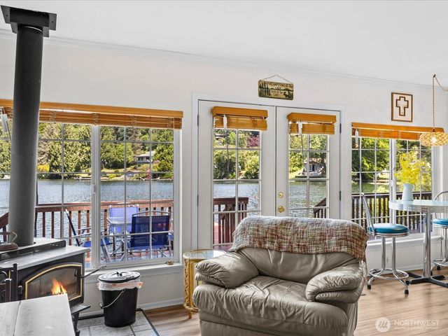 6819 Olive Avenue, Stanwood, WA 98292