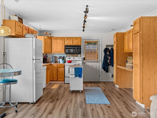 6819 Olive Avenue, Stanwood, WA 98292