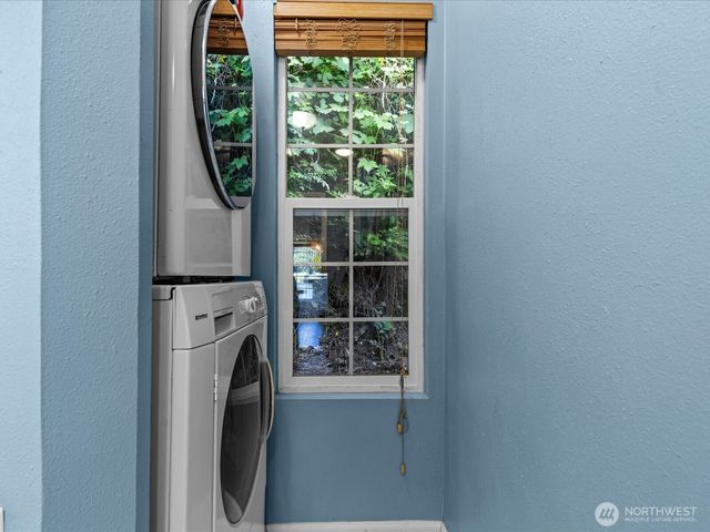6819 Olive Avenue, Stanwood, WA 98292