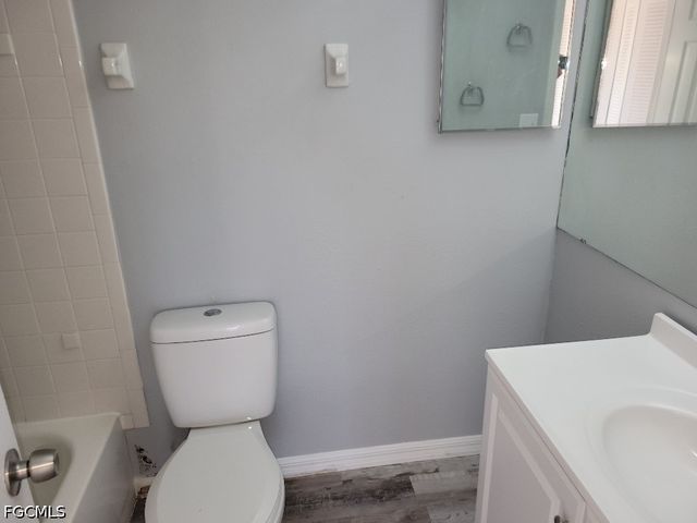 5629 Foxlake DR, North Fort Myers, FL 33917