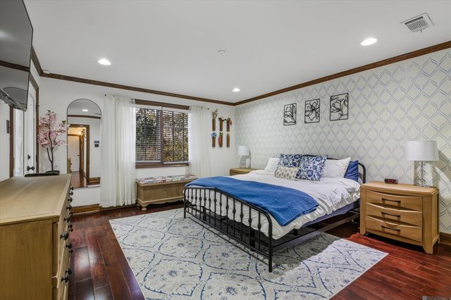 6414 Highland Rd, Baton Rouge, LA 70808