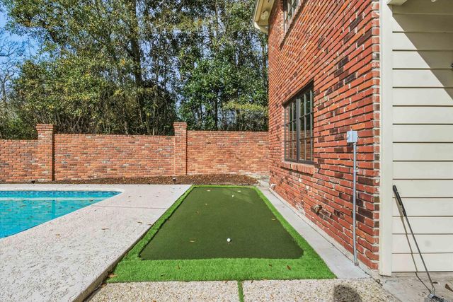 6414 Highland Rd, Baton Rouge, LA 70808