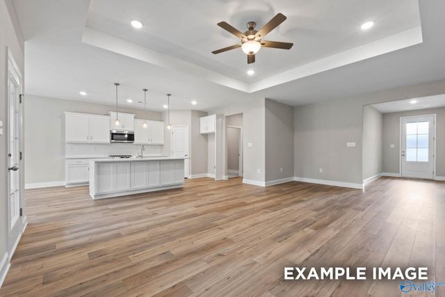 3008 Wayward Drive SE, Decatur, AL 35603