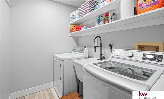 3111 S 165 Avenue, Omaha, NE 68130