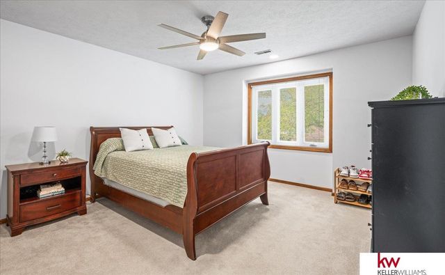 3111 S 165 Avenue, Omaha, NE 68130