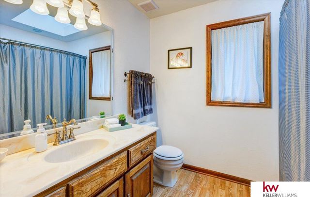 3111 S 165 Avenue, Omaha, NE 68130