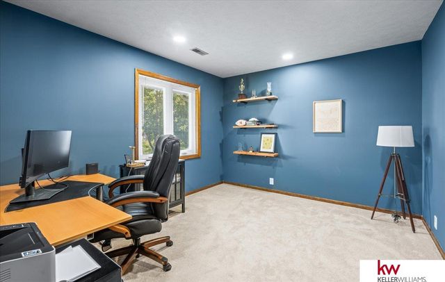 3111 S 165 Avenue, Omaha, NE 68130