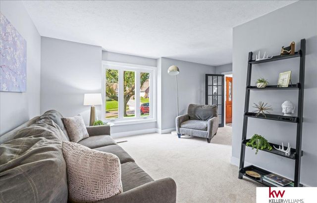 3111 S 165 Avenue, Omaha, NE 68130