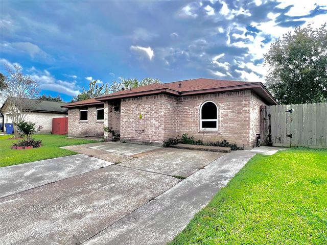 3606 Balmorhea Avenue, Houston, TX 77039