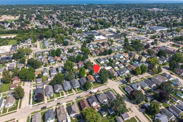 7215 32nd AVENUE, Kenosha, WI 53142