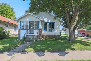7215 32nd AVENUE, Kenosha, WI 53142