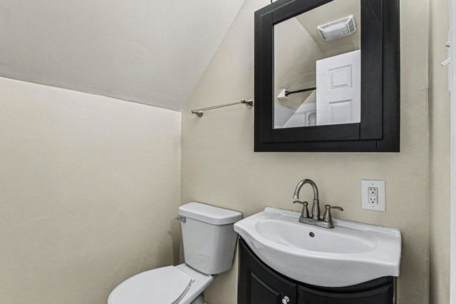 396 Clear Creek, Valparaiso, IN 46385