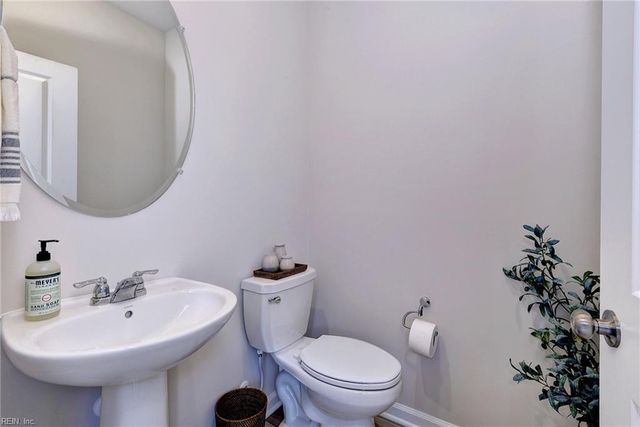 5885 Ginger DR, Providence Forge, VA 23140