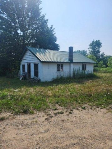 5890 109th Avenue, Lee Twp, MI 49450