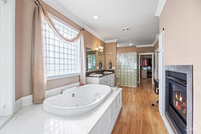 3418 N Costa Madera Way, Star, ID 83669