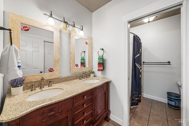 3418 N Costa Madera Way, Star, ID 83669