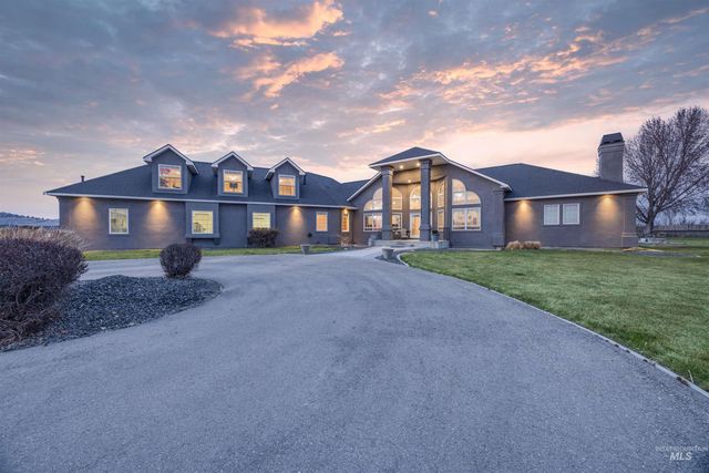 3418 N Costa Madera Way, Star, ID 83669