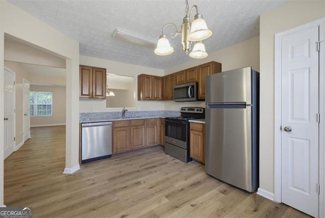 1934 Grove Way, Hampton, GA 30228
